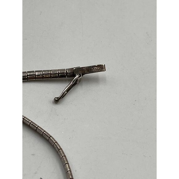 2.5mm Sterling Silver Stamped Omega 925 Chain Necklace 17",
10.3 Gram push clasp - Picture 7 of 7